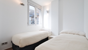 Resa Estates Ibiza te koop penthouse Marina botafoch for sale Ibiza bedroom tiwn.jpeg